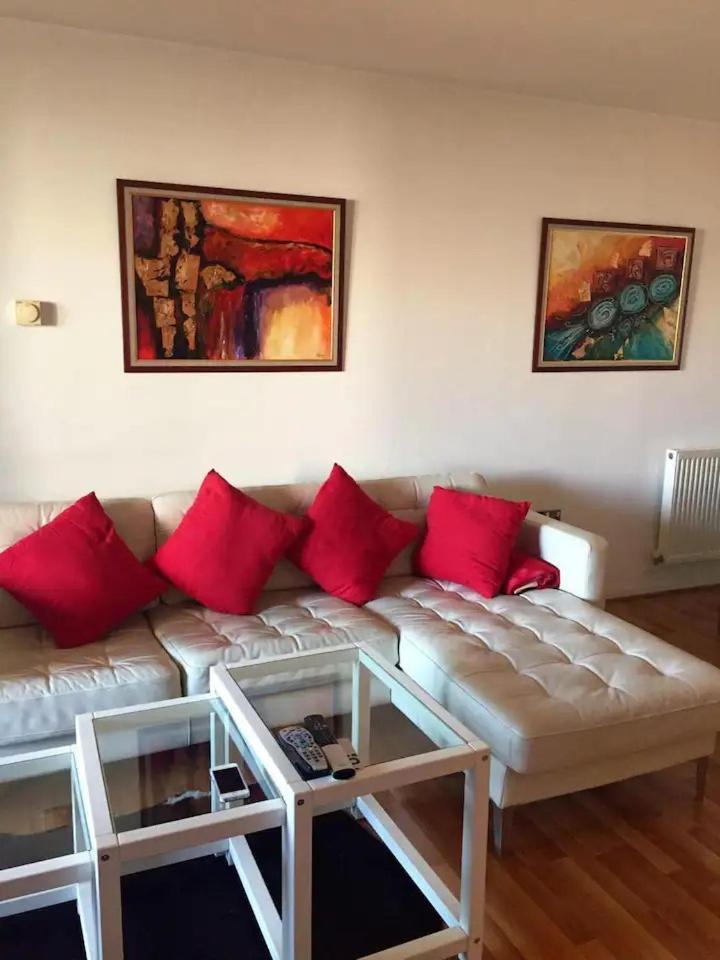Room 1 Or 2 Ppl Near Excel, O2, Canary Wharf - Londres Exterior foto